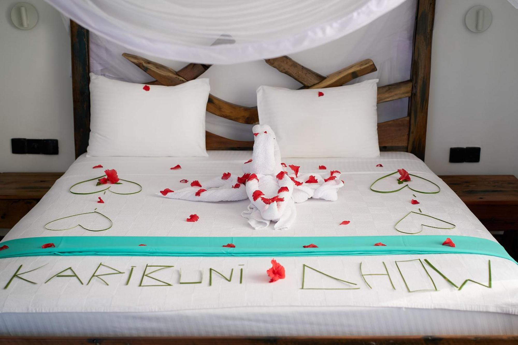 Dhow Boutique Hotel *
